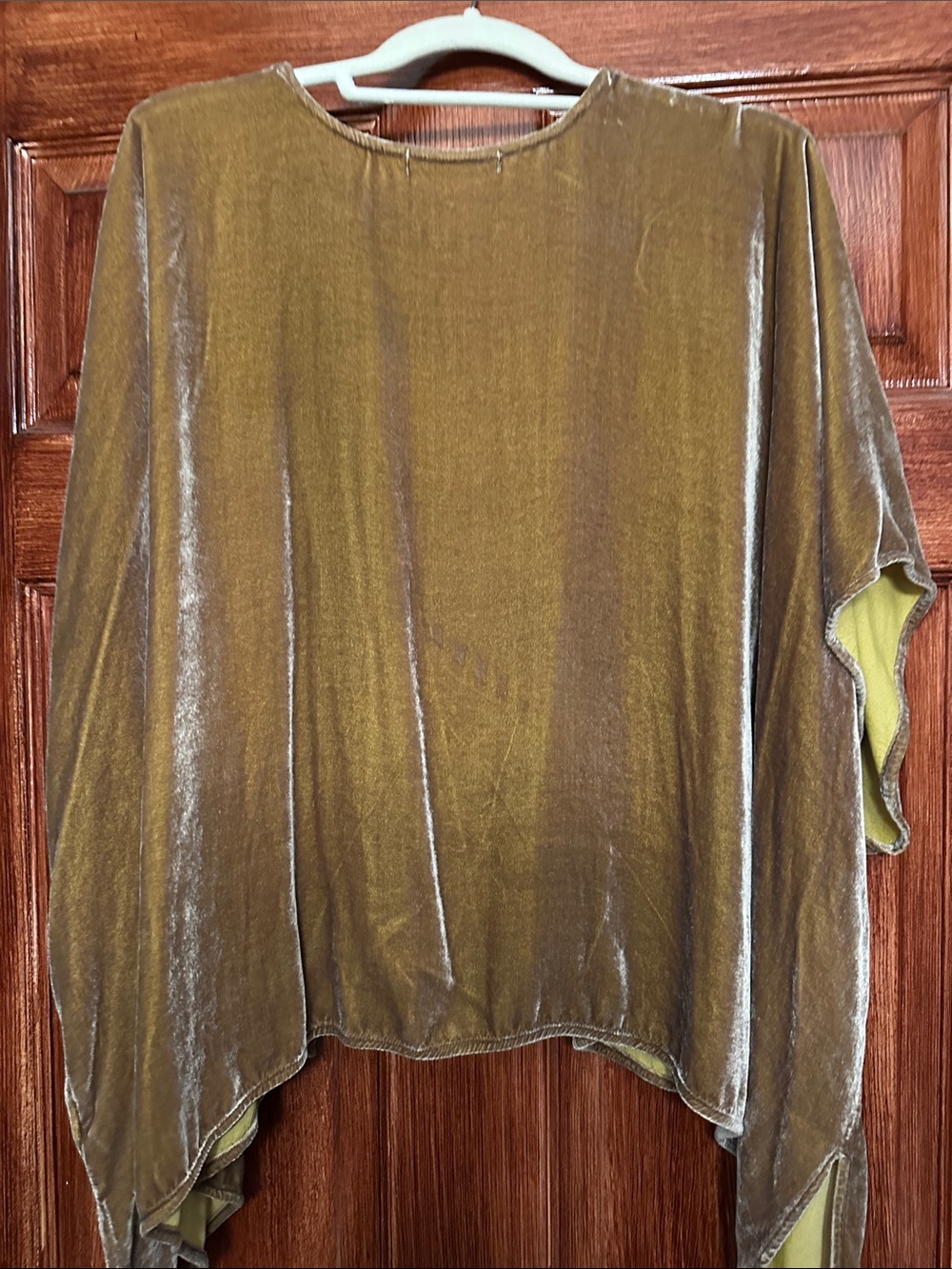 cut loose Velvet Open-Front Kimono in Olive and Chartreuse - Picture 2 of 6
